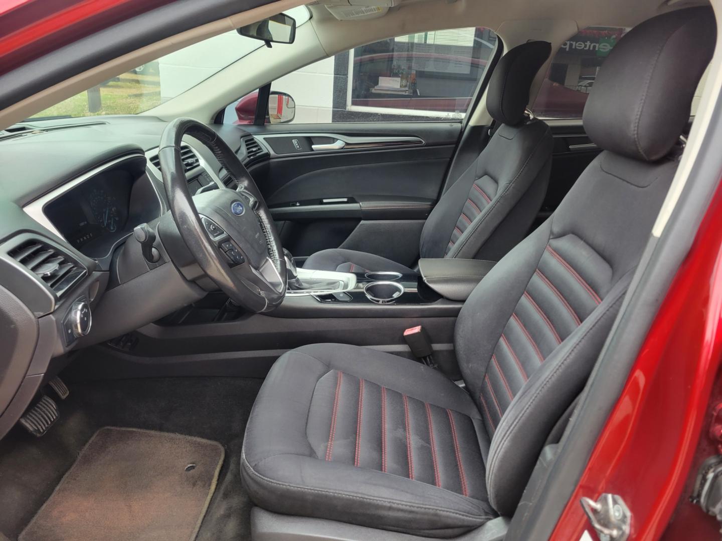 2013 Red Ford Fusion (3FA6P0HR3DR) with an 1.6L I4 F DOHC 16V engine, Automatic transmission, located at 503 West Court, Seguin, TX, 78155, (830) 379-3373, 29.568621, -97.969803 - 2013 Ford Fusion SE with a 1.6L I4 F DOHC 16V, Automatic, Tilt, Cruise, AM/FM/CD Stereo, Power Windows, Locks, Seat and Side Mirrors, Bluetooth, Automatic Headlights, Tinted Windows, Alloy Wheels, Rear Defroster and more!! - Photo#4